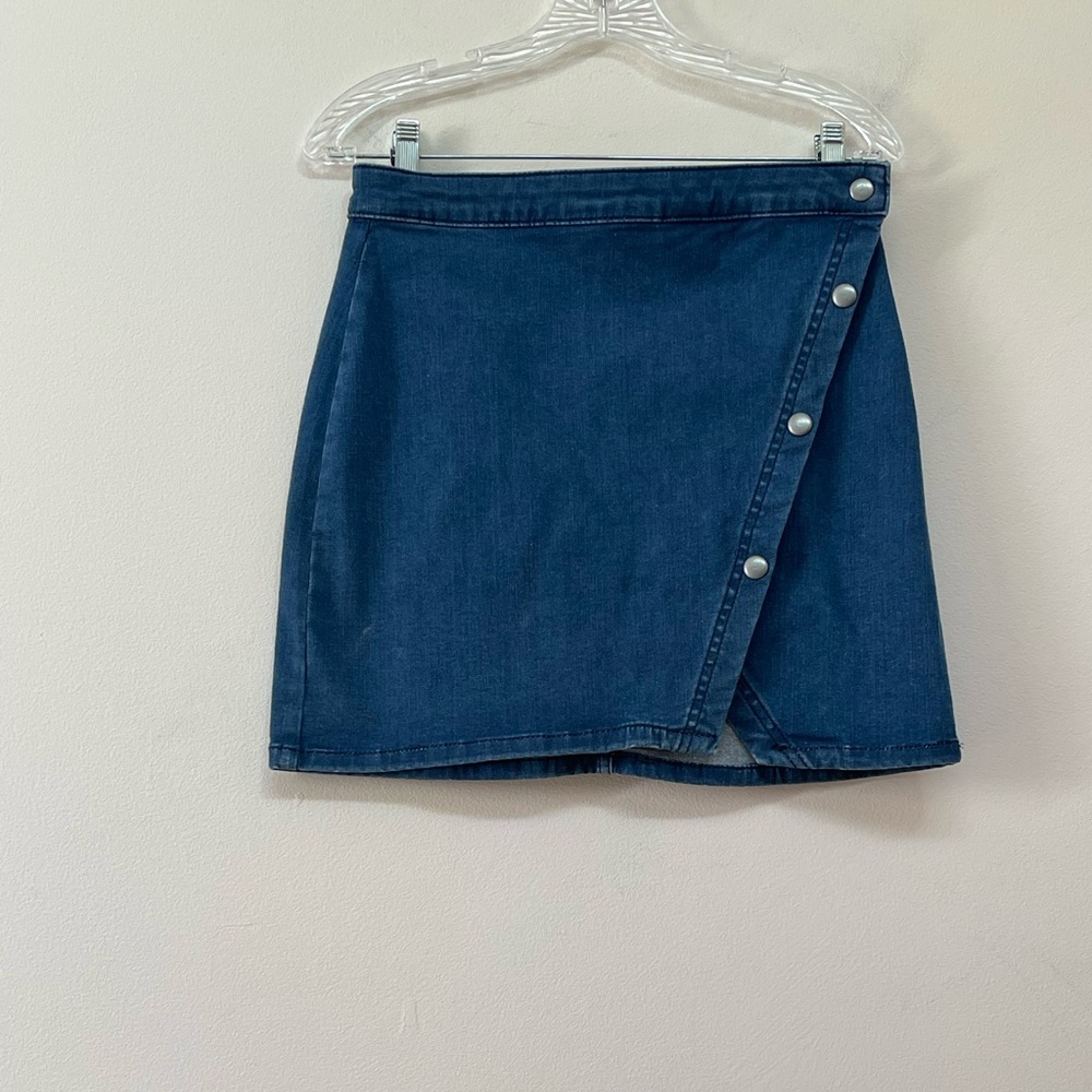 Free People We the Free Skirt Womens 8 Denim Mini Jean Cross Front Snaps